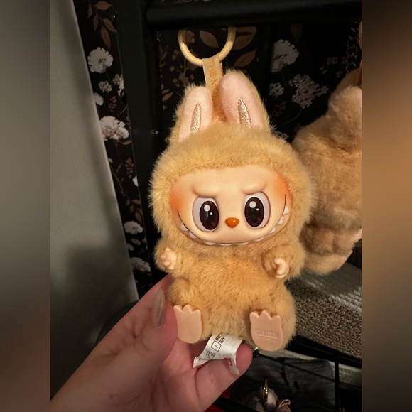 Baba Labubu - Picture 1 of 1